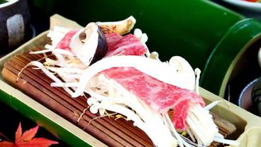 食事・飲み物 / 8