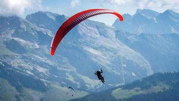 スカイダイビング / 3