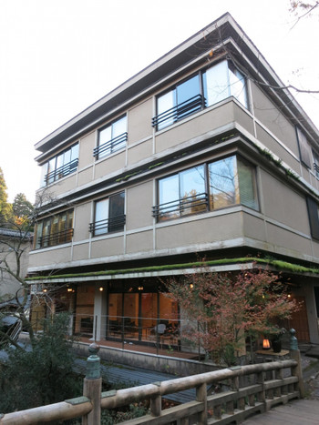 芭蕉も愛した名湯で癒しのひとときを3907027