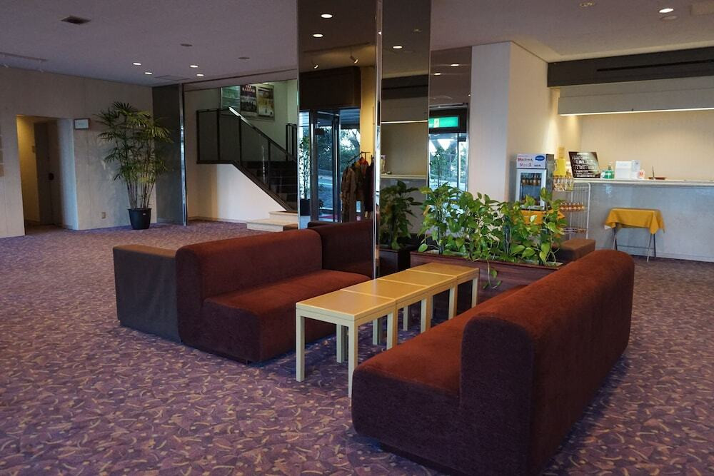 ロビーラウンジ