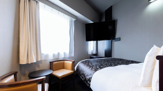 ダブルベッドルーム 禁煙