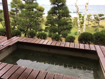 「海紅豆」 その他 105194323 海を眺めながら足湯