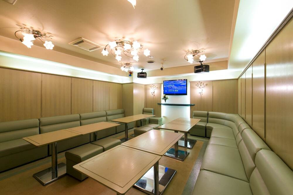 カラオケ ルーム