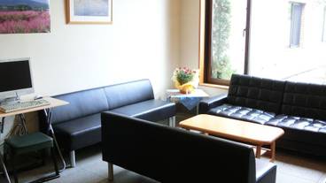 ロビーラウンジ / 3