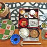 香嶽楼（コウガクロウ）