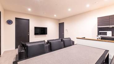 客室内のダイニングエリア / 26