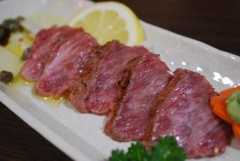 「ぽうちゃたつや」料理 920015 宮古牛レアステーキ刺身仕立て