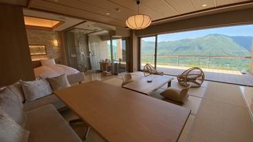 吟・傳・侖／リビング一例 / 5