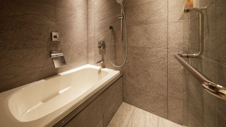 スーペリアファミリー北斎 禁煙 (1名~3名)(地下フロアへのご案内となります)