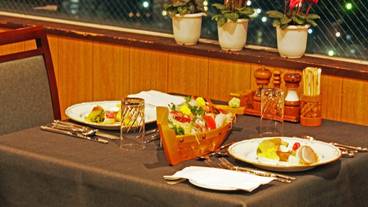 食事・飲み物 / 1