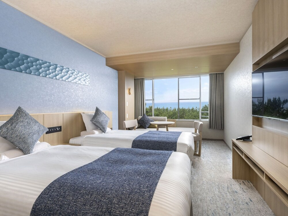 圧巻の展望大浴場や多彩な朝食ビュッフェをお得に4037952