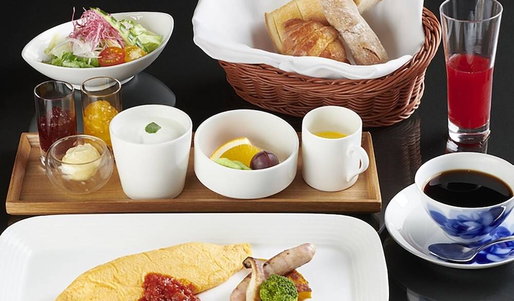 和洋選べる朝食で
エネルギーチャージ / 2