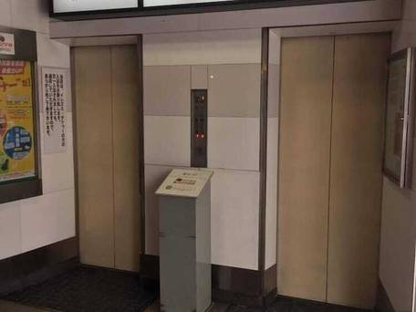 カプセル＆サウナ日本 / 4