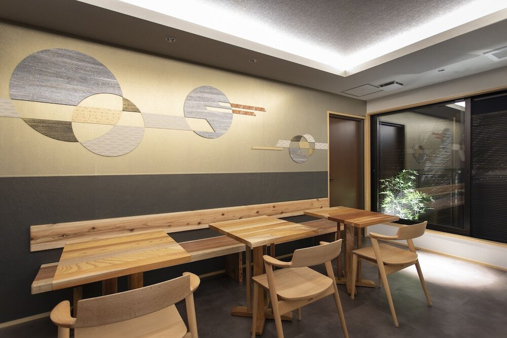 ロビーラウンジ