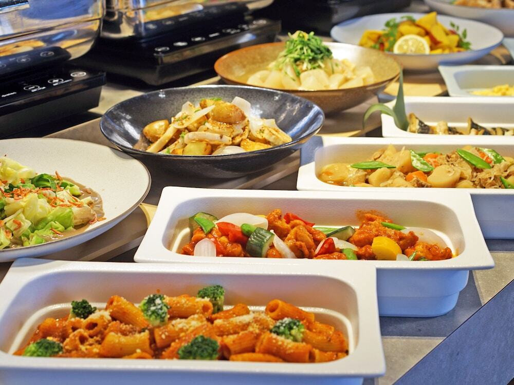 朝食