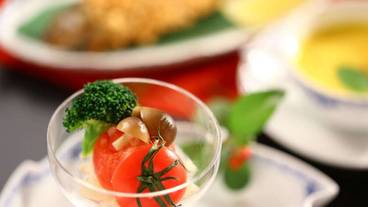 食事・飲み物 / 3