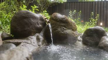 屋外スパ浴槽 / 1