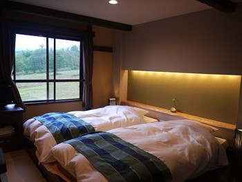 熱気球に山麓サイクル、自然体験を楽しんで4270286