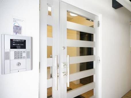 コンドミニアムGOLFGOLF壺屋（旧：ホワイトテラス壺屋） / 2