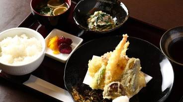 食事・飲み物 / 7