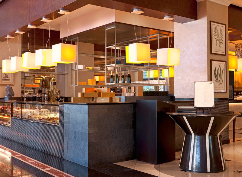 ペストリーショップを見て
チェックアウト / 5