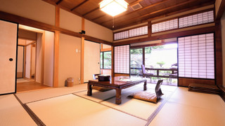 和室デラックスファミリールーム シャワートイレ付き 禁煙