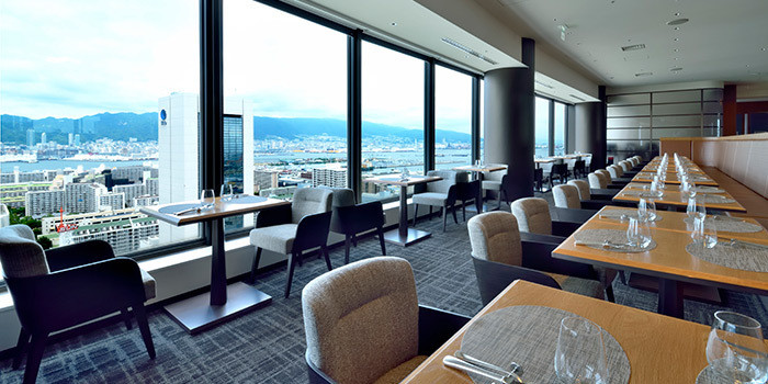 「スカイグリルブッフェGOCOCU」 内観 84477351 