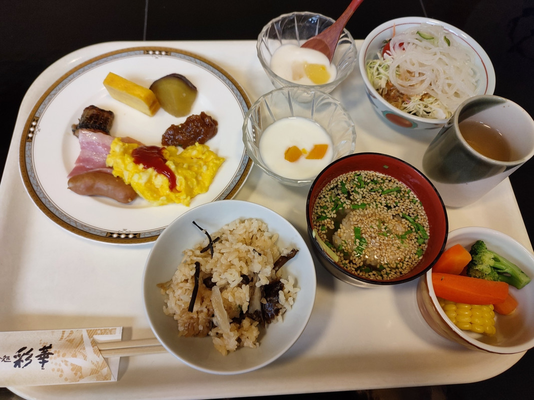 朝食