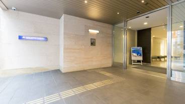 施設の入り口 / 5