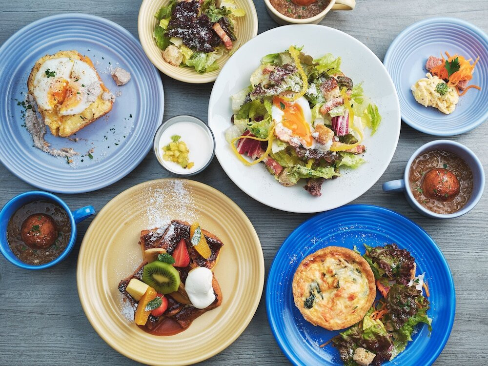 たこ焼き入りスープが付く自慢の朝食メニュー3574627