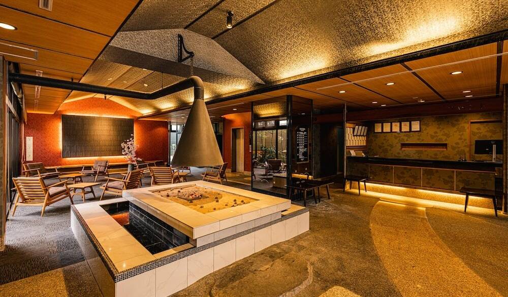 モダンな囲炉裏端で
チェックイン / 1