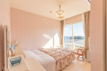 カフェのようなかわいらしいホテル3528056