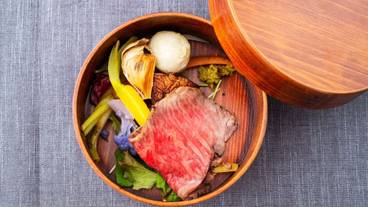 食事・飲み物 / 1