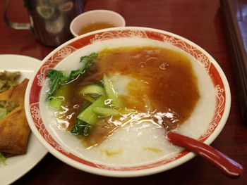 「馬さんの店 龍仙 本館」料理 699923 フカヒレ粥
