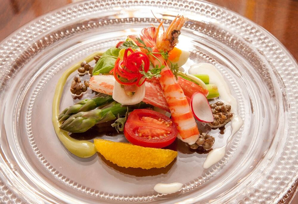 暖かな光が満ちる、森に抱かれたオーベルジュ4038496