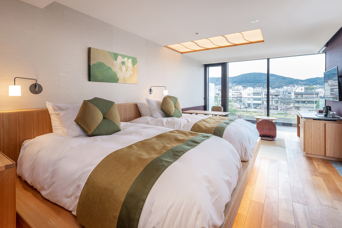 River Balcony Premium Double 2