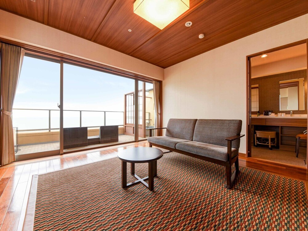 関東最東端から朝日を望む4059137