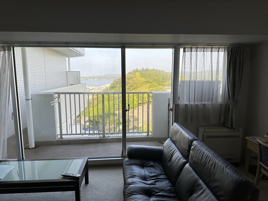 客室とバルコニー