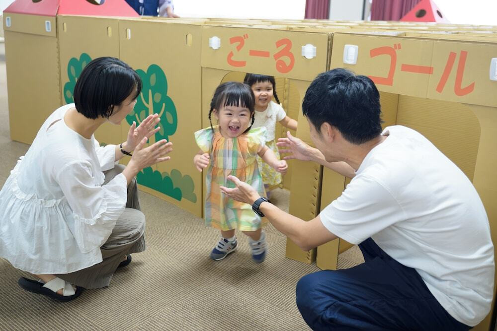 子供用の遊び場 - 屋内