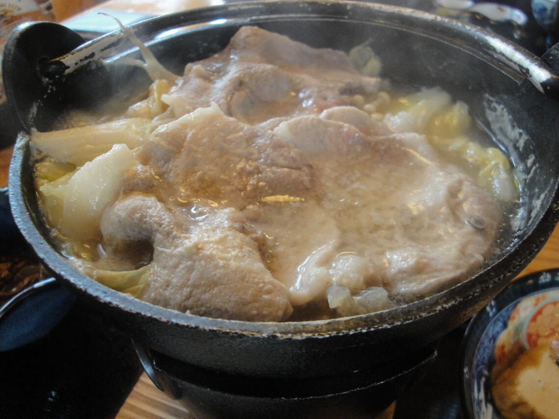 「旬味処 大多喜」 料理 10276315 いのぶた鍋…出来上がり！