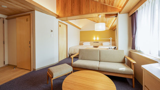 [禁煙] デラックススーペリアツイン (35平米)