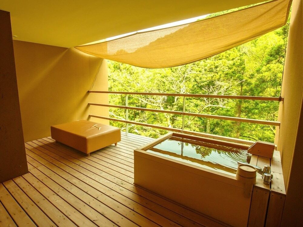 緑に溶け込む大人のための隠れ宿3424247