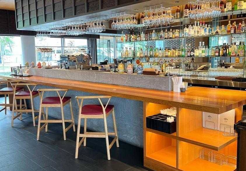 雲レストラン／バーカウンター / 1