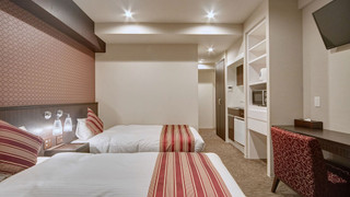 ツインルーム シングルベッド 2 台 禁煙