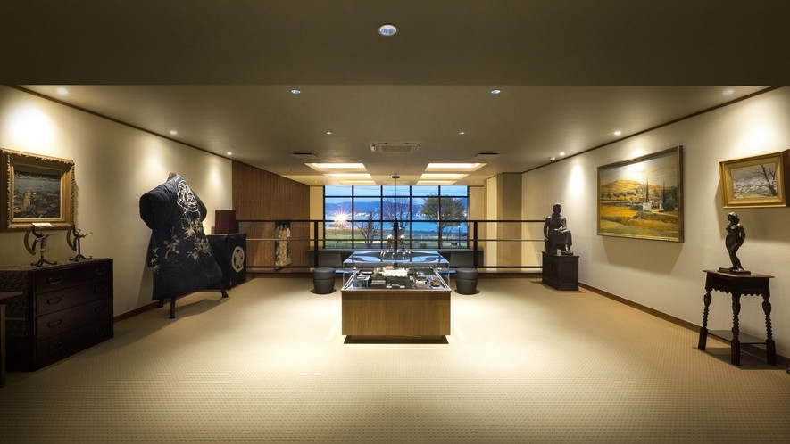 2階ラウンジ ギャラリーフロア