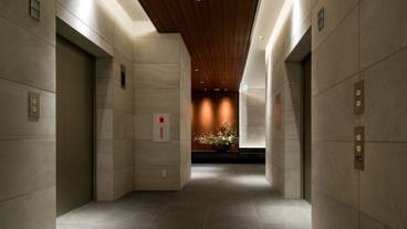 エレベーター / 1