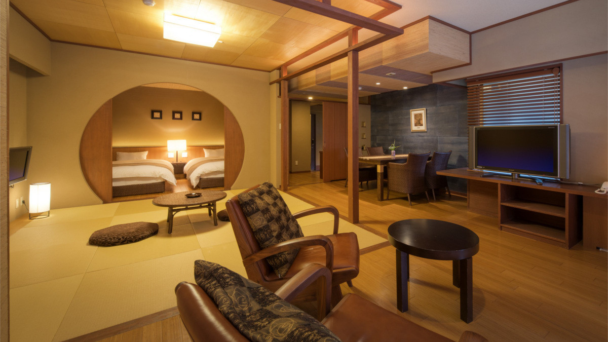 限定3室の半露天風呂付客室でまったり過ごす4269451