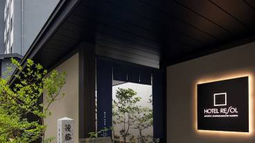 施設の正面 / 15