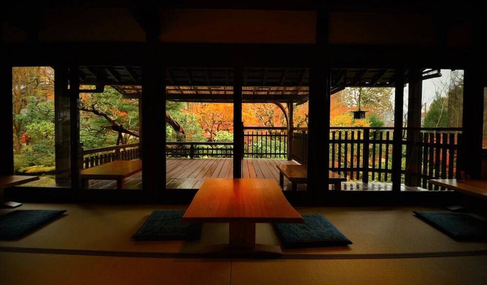 食事処 ひな里③ / 2