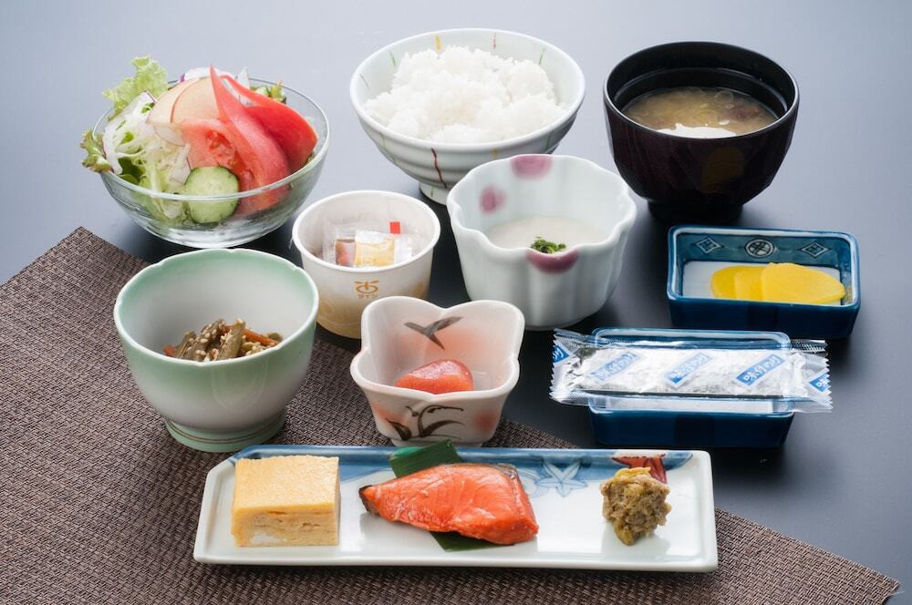 朝食